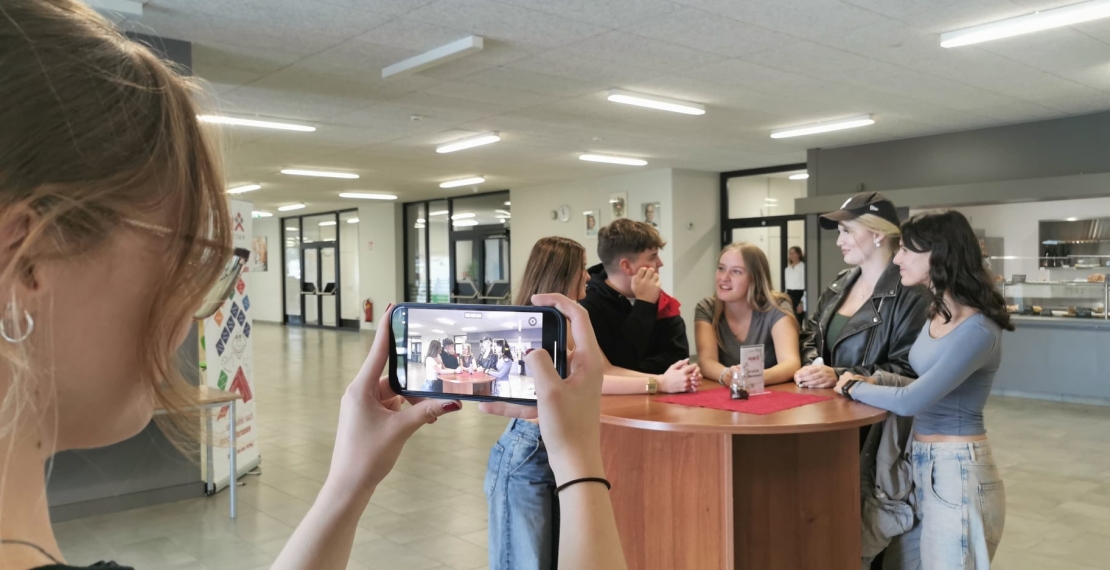 Native Speakers an der HLW Amstetten